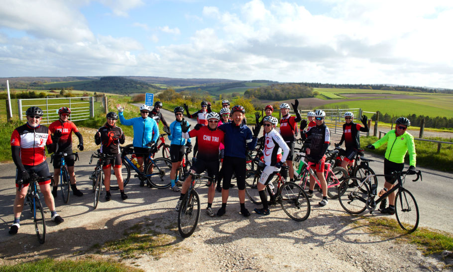 Chichester Triathlon Club cycling group shot