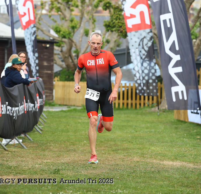 Arundel-Triathlon-2025-chi-tri-athlete