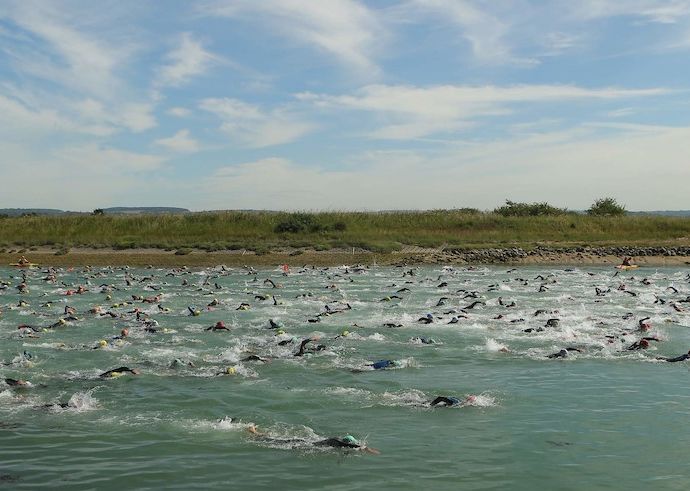 River-Arun-3.8k-Swim-2025-mass-start